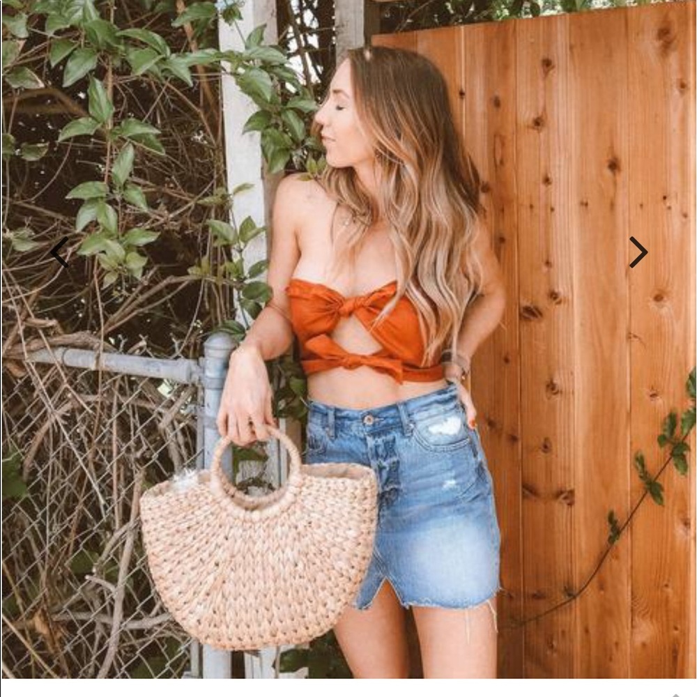 Double knot crop top